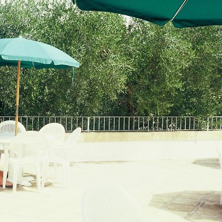 Camping Porto Miggiano Santa Cesarea Terme Ngoại thất bức ảnh