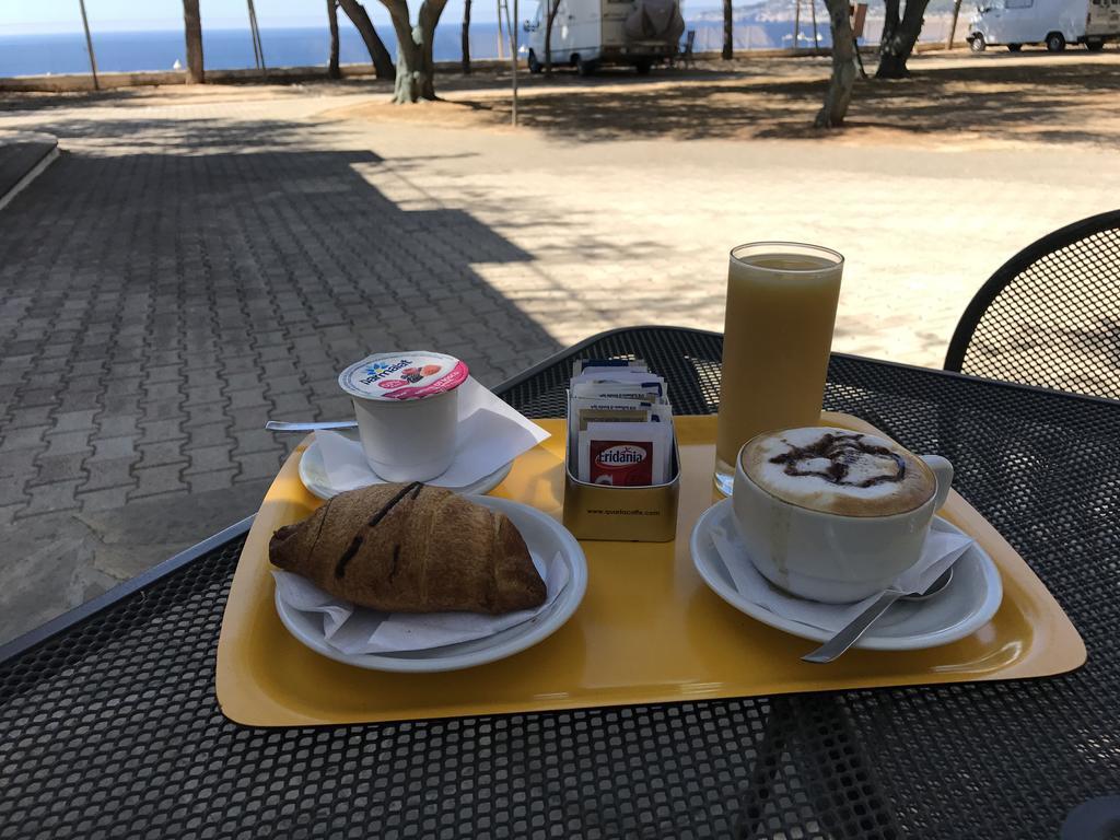 Camping Porto Miggiano Santa Cesarea Terme Ngoại thất bức ảnh